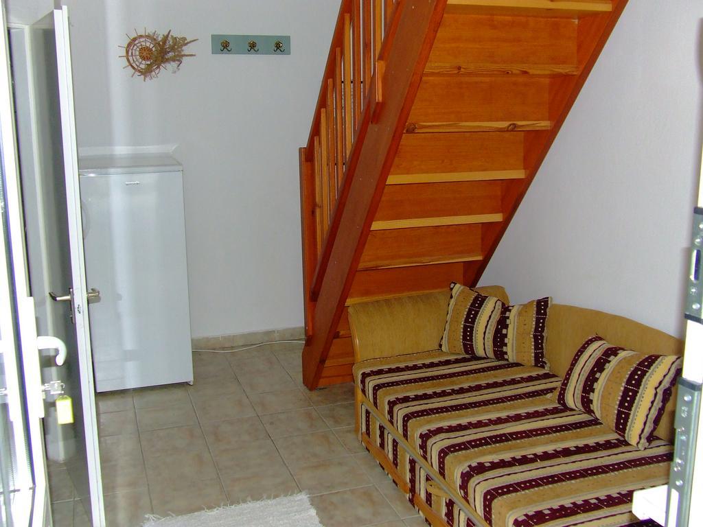 Relax Apartmans Balatonszárszó Dış mekan fotoğraf